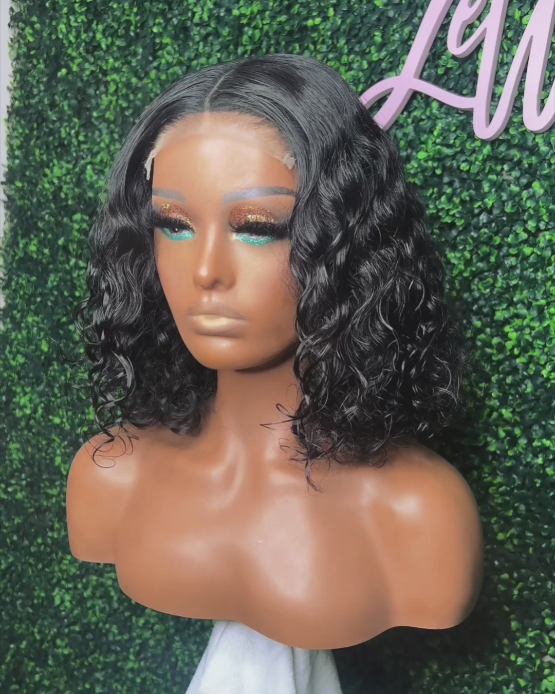 Load video: Amber Middle Part Wig