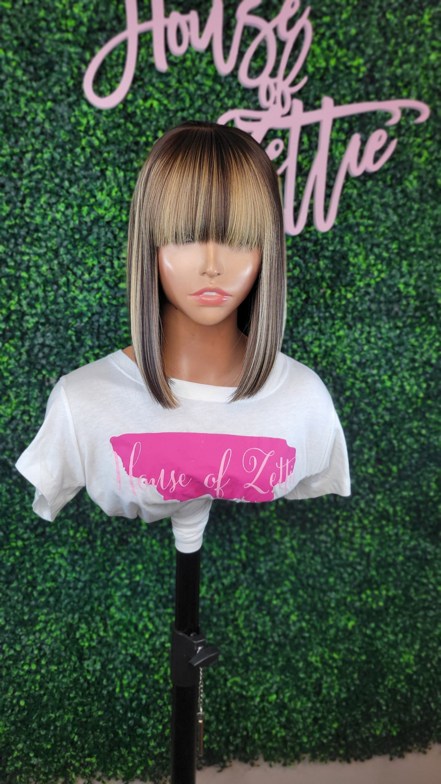 "Brandy" Bang Wig